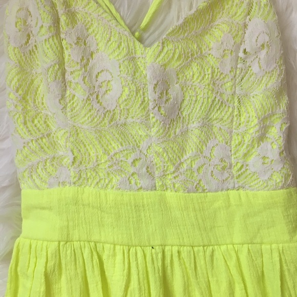 Lacey Bright Yellow Summer Dress - Picture 5 of 5